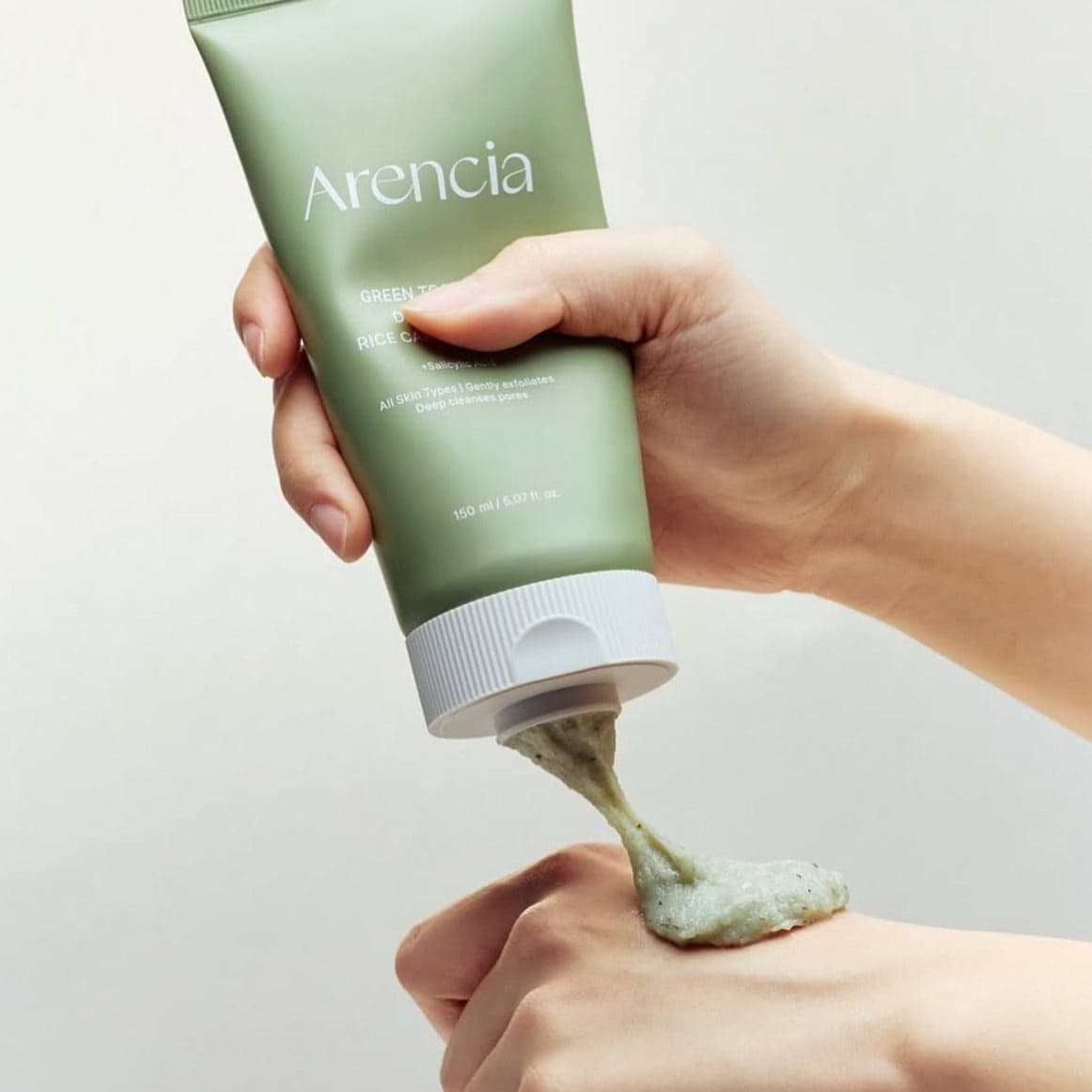 ARENCIA Green Tea + LHA Deep Pore Rice Cake Cleanser 150ml - bellubeauty