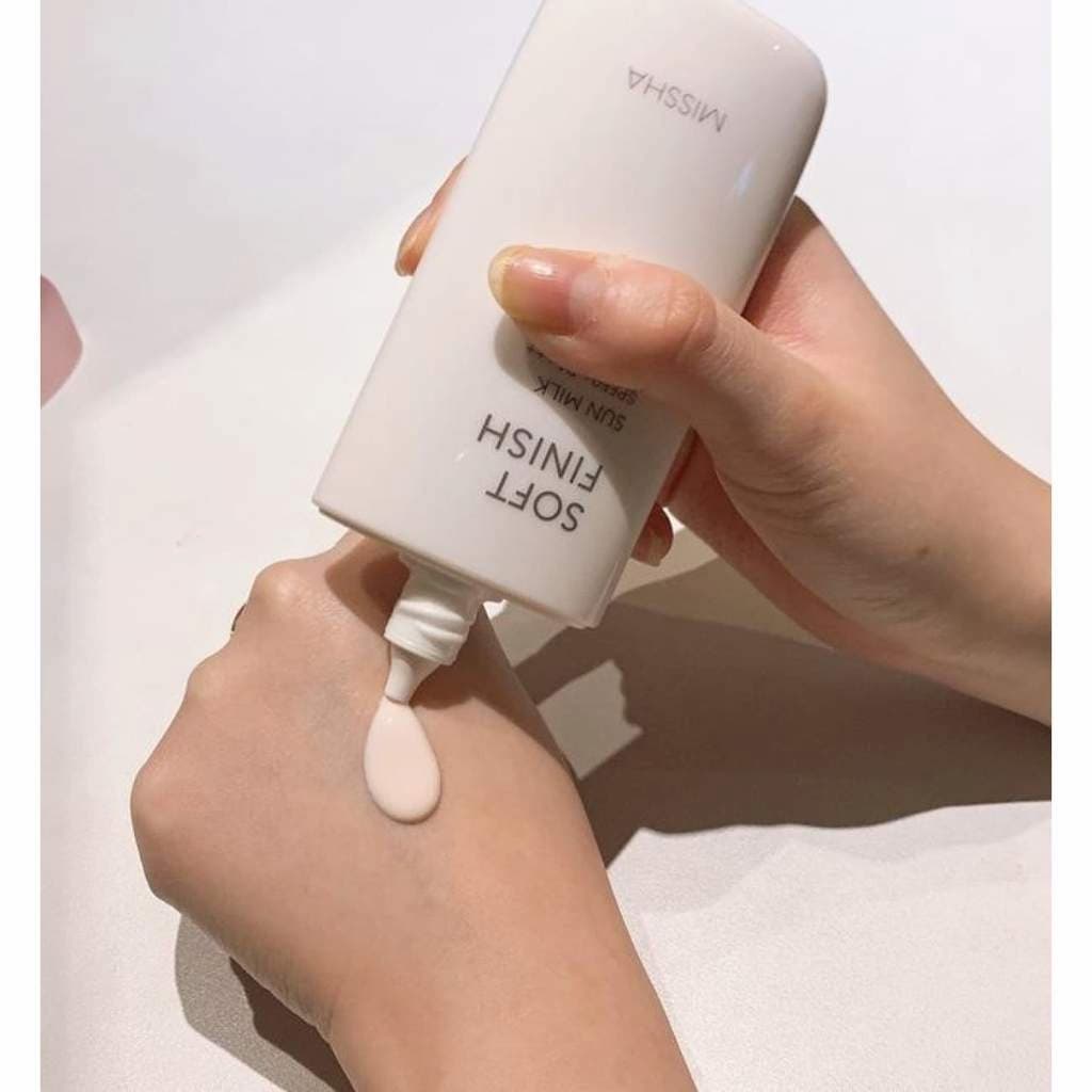 MISSHA All Around Safe Block Soft Finish Sun Milk 70ml SPF50+ - bellubeauty