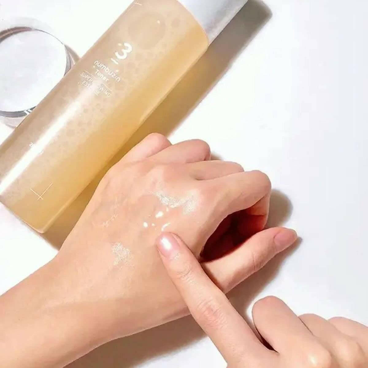NUMBUZIN No.3 Super Glowing Essence Toner 200ml - bellubeauty