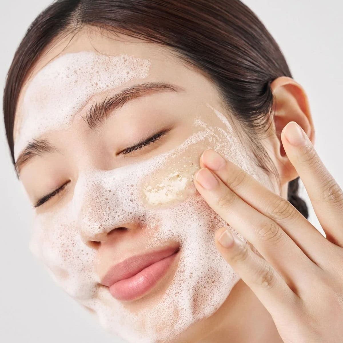 PURITO Seoul Oat in Gentle Exfoliating Face Cleanser 150ml - bellubeauty