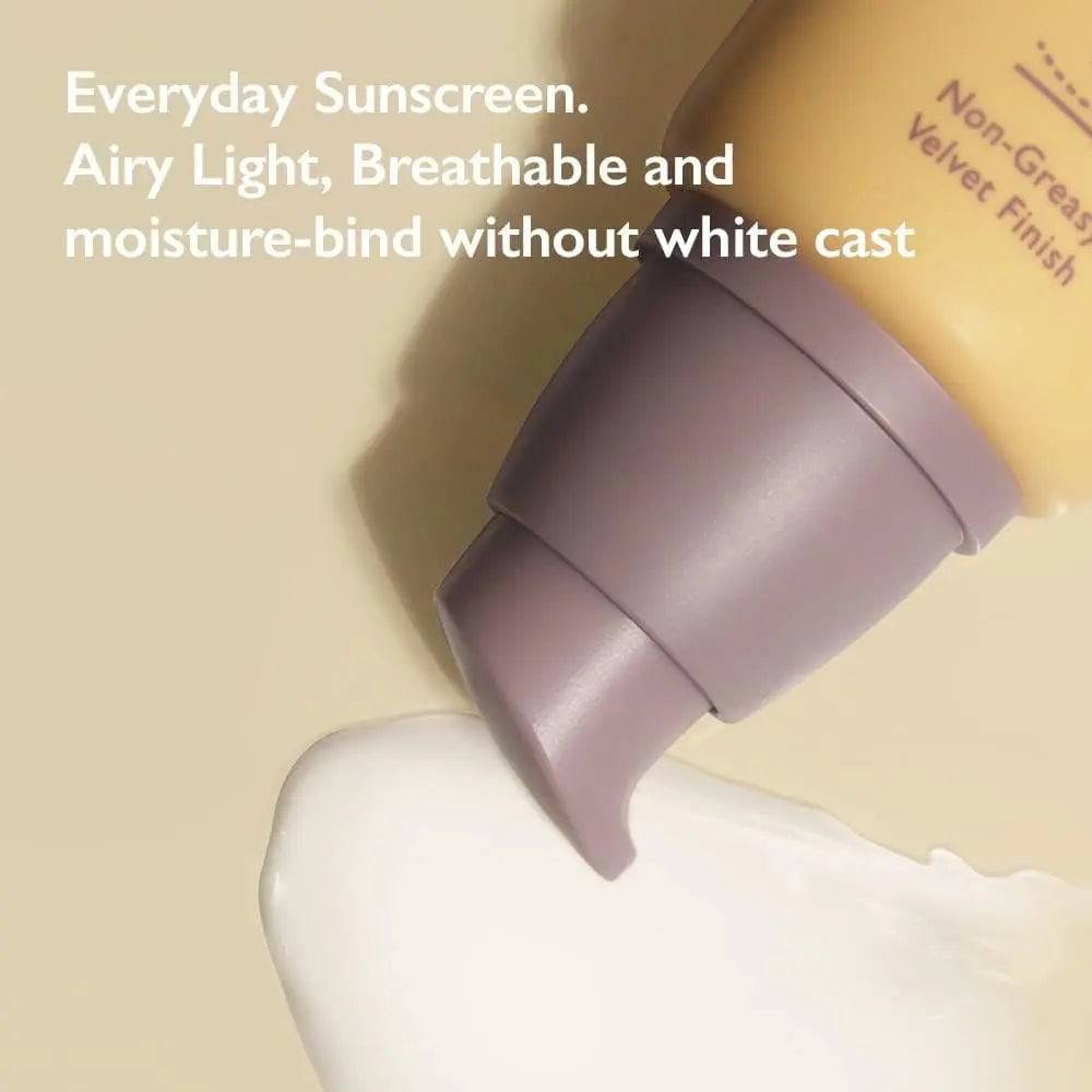 HARUHARU WONDER Black Rice Moisture Airyfit Sunscreen SPF50+ 50ml - BelluBeauty