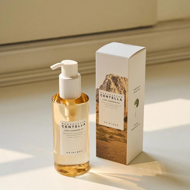SKIN1004 Madagascar Centella Light Cleansing Oil 200ml - bellubeauty