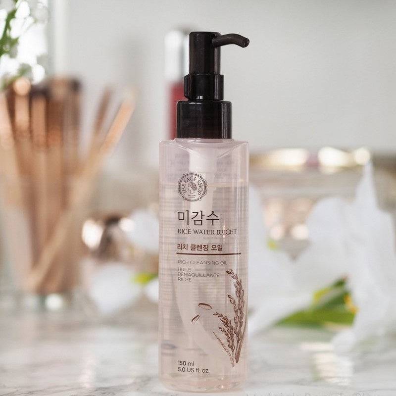 THE FACE SHOP Rice Water Bright Light Facial Cleansing Oil 150ml - BelluBeauty